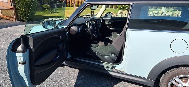 Gebraucht Mini ONE 75 PS (55 kW) 2012 Blau Kleinwagen