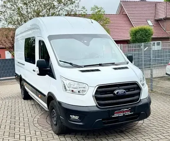 Gebraucht Ford Transit Trend 185 PS (136 kW) 2021 Andere Limousine