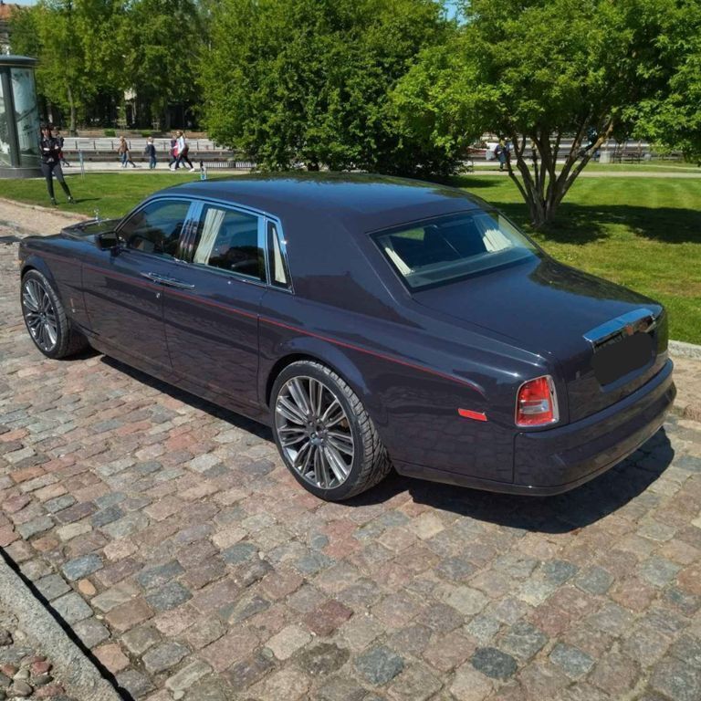 Usata Rolls Royce Phantom 460 CV (338 kW) 2005 Blu Berlina