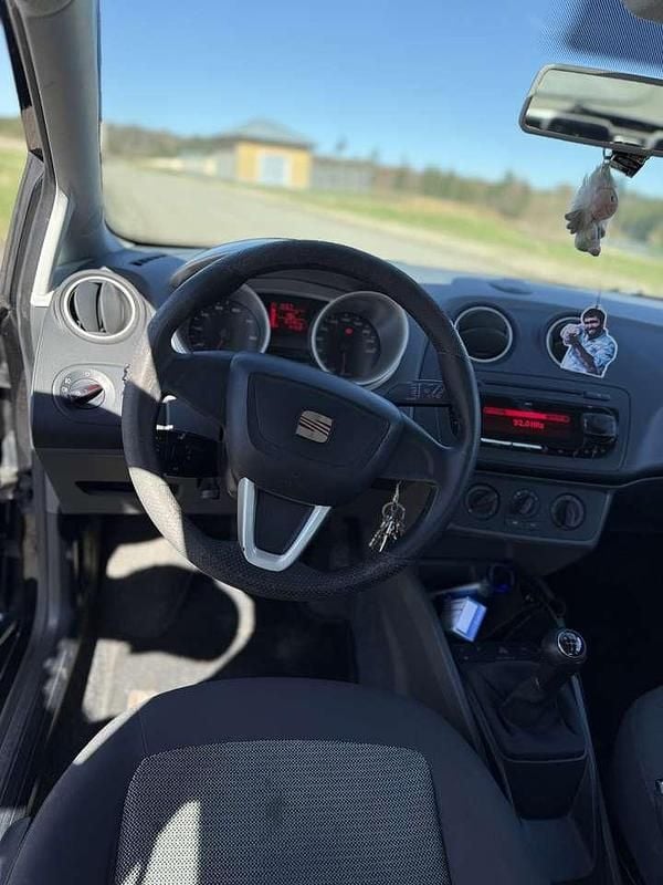 Second-hand Seat Ibiza SC Reference 86 CP (63 kW) 2010 Hatchback
