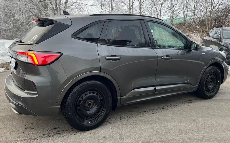 Gebraucht Ford Kuga ST-Line X 150 PS (110 kW) 2020 Grau SUV