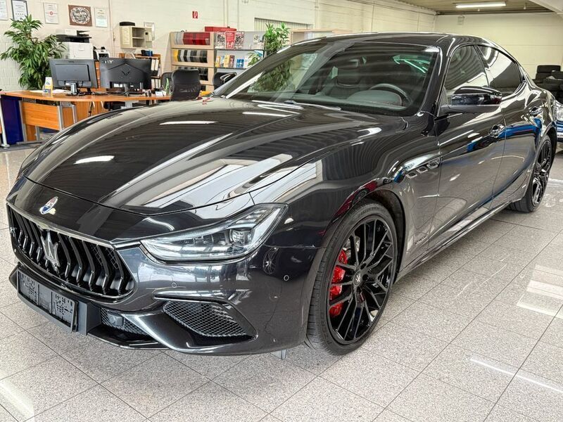 Gebraucht Maserati Ghibli 430 PS (316 kW) 2020 Schwarz Coupé