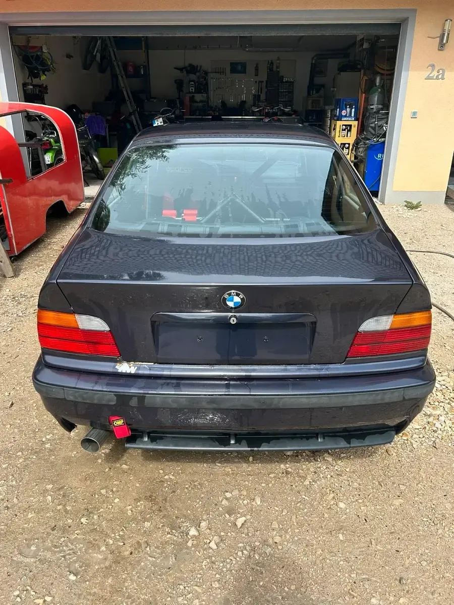 Gebraucht BMW 318 140 PS (102 kW) 1995 Violet Coupé