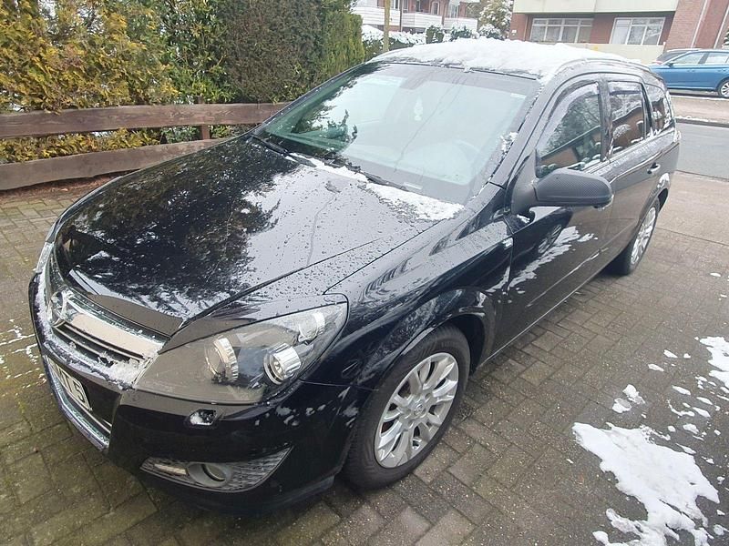 Gebraucht Opel Astra 116 PS (85 kW) 2008 Schwarz Kombi