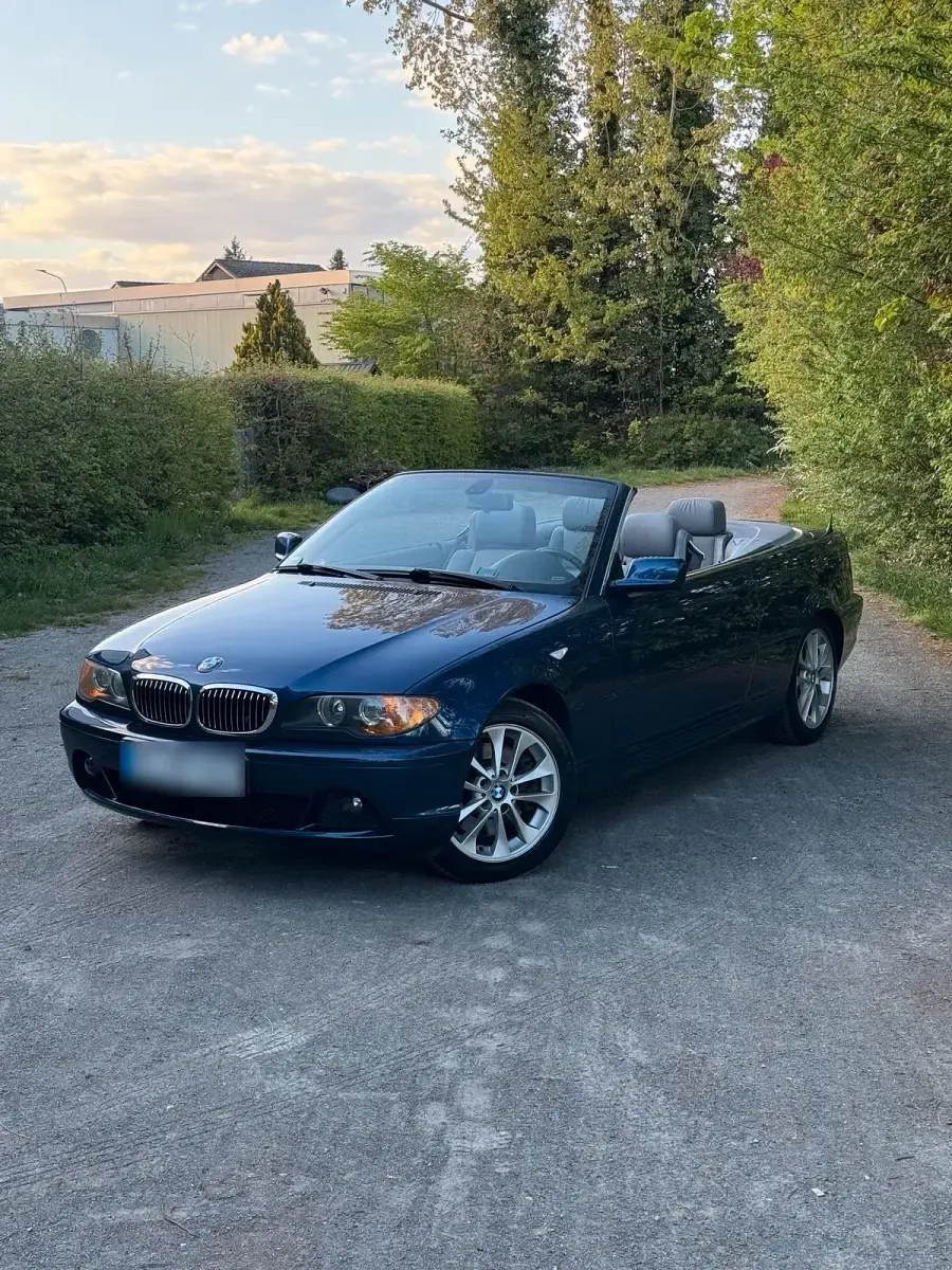 Gebraucht BMW 330 Cabriolet 231 PS (169 kW) 2004 Blau Cabrio