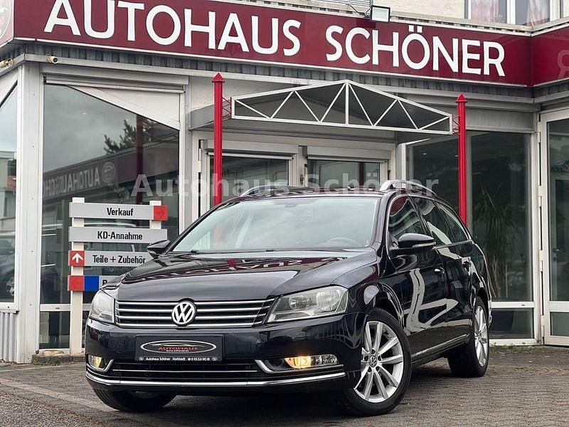 Gebraucht VW Passat Highline 140 PS (102 kW) 2013 Schwarz Kombi