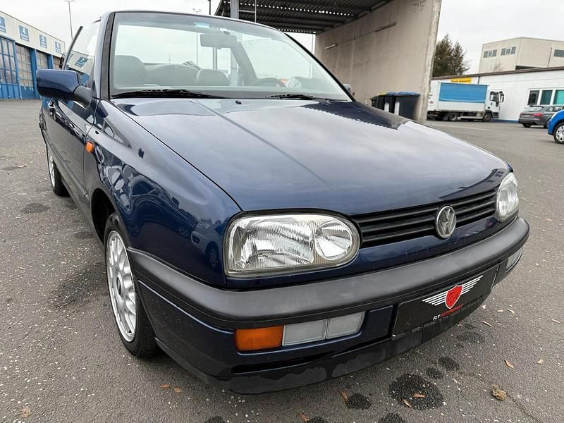 Gebraucht VW Golf Cabriolet 90 PS (66 kW) 1997 Blau Cabrio