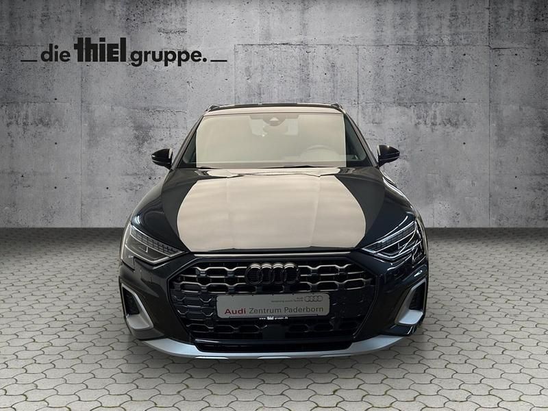 Gebraucht Audi A3 Ambiente 150 PS (110 kW) 2025 Grau Limousine