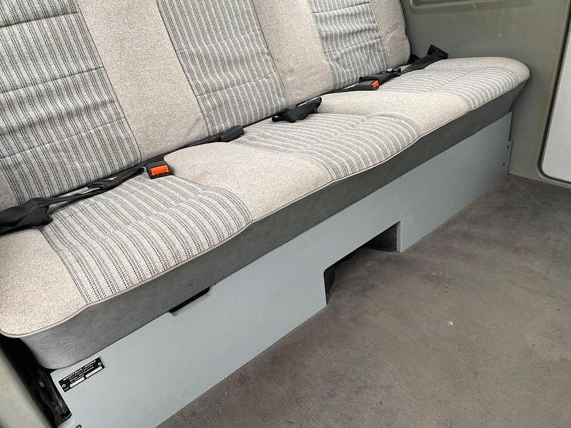 Usado VW Multivan 69 HP (50 kW) 1988 Vermelho Monovolume