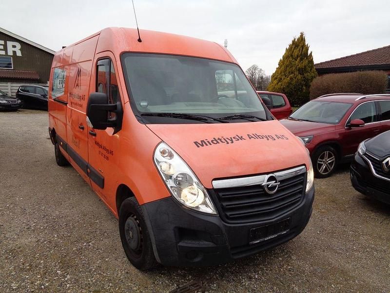 Gebraucht Opel Movano 145 PS (106 kW) 2012 Orange Van / Kleinbus