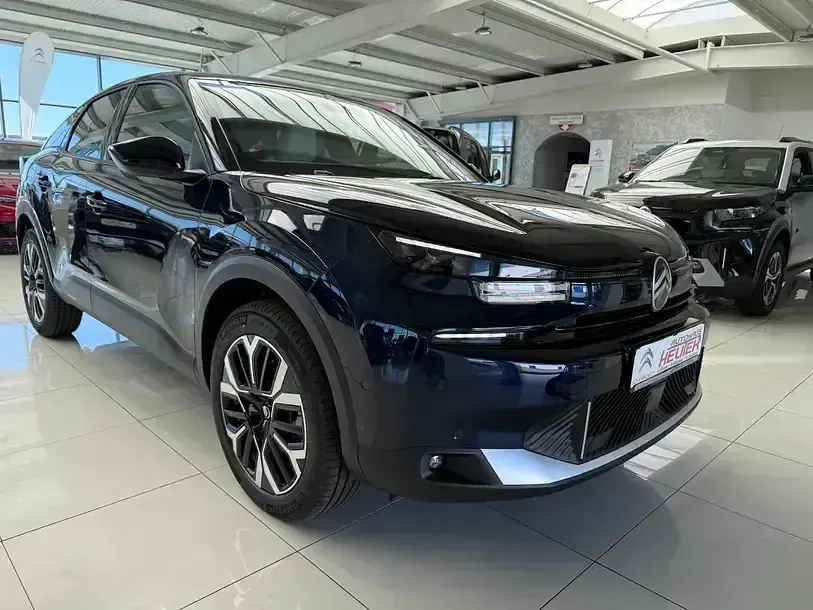 Neu Citroën C4 145 PS (106 kW) 2025 Eclipse blau Limousine