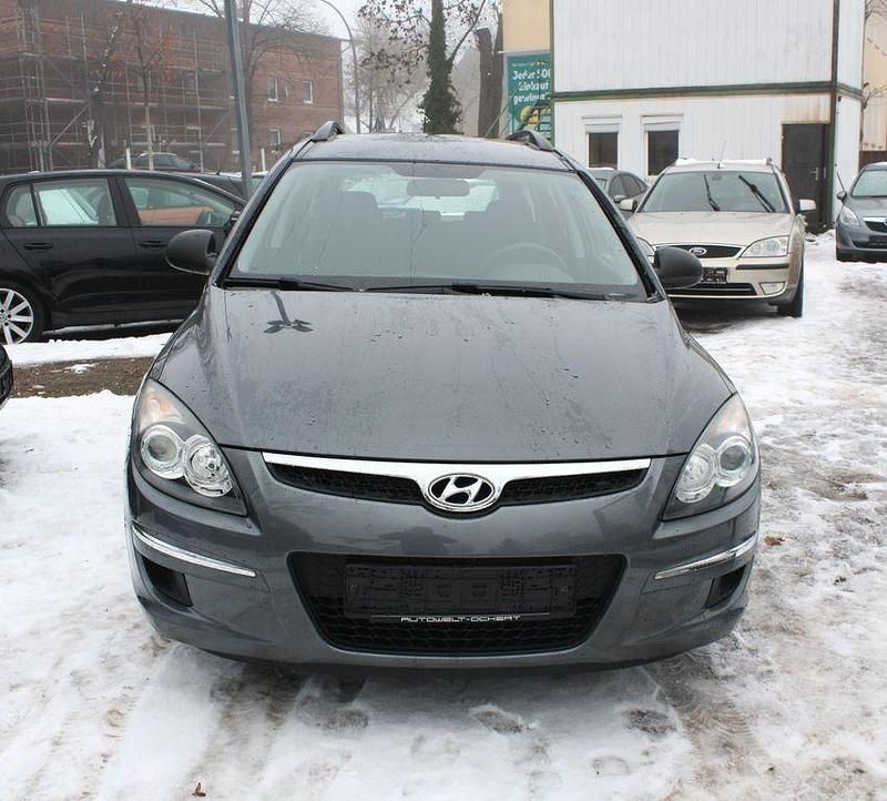 Gebraucht Hyundai i30 Edition+ 109 PS (80 kW) 2009 Grau Kombi