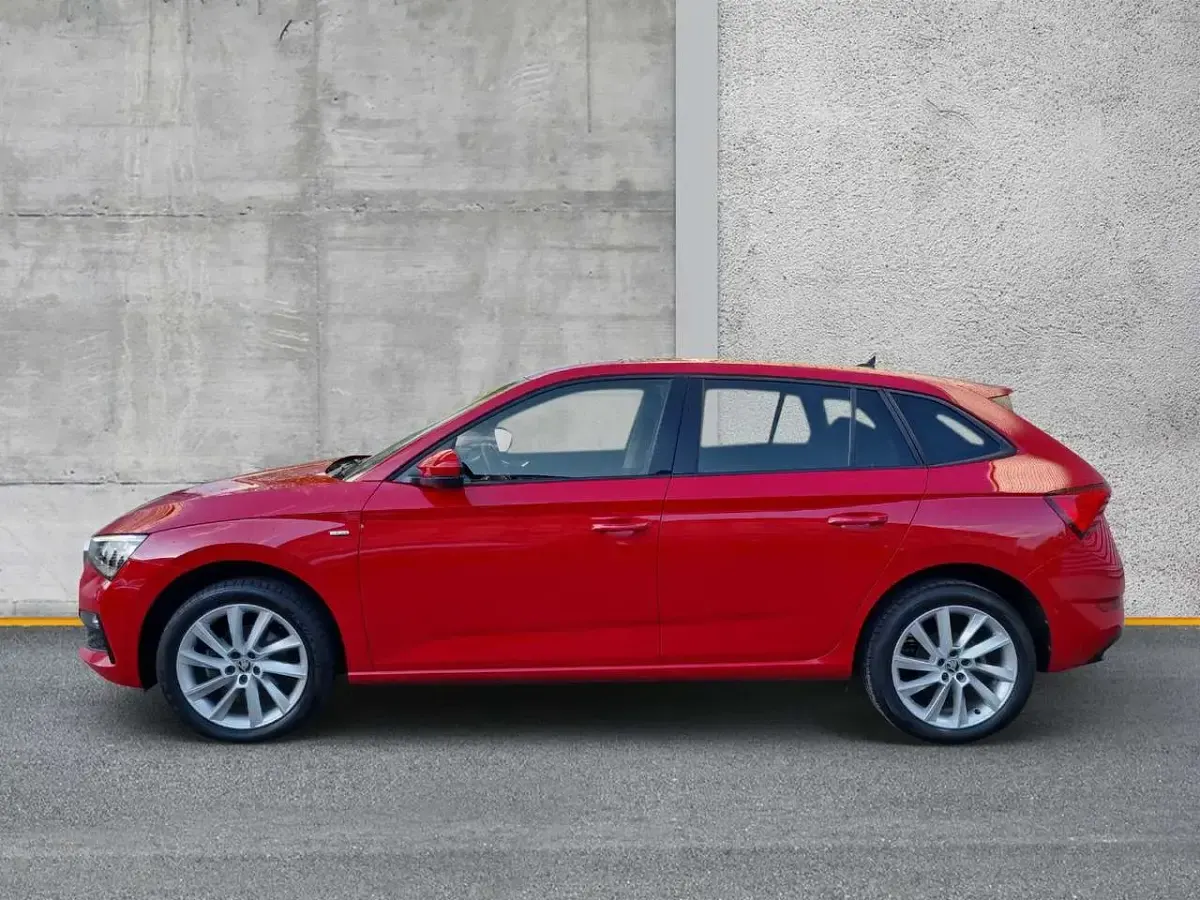 Gebraucht Skoda Scala Clever 150 PS (110 kW) 2021 Außenfarbe: Kleinwagen