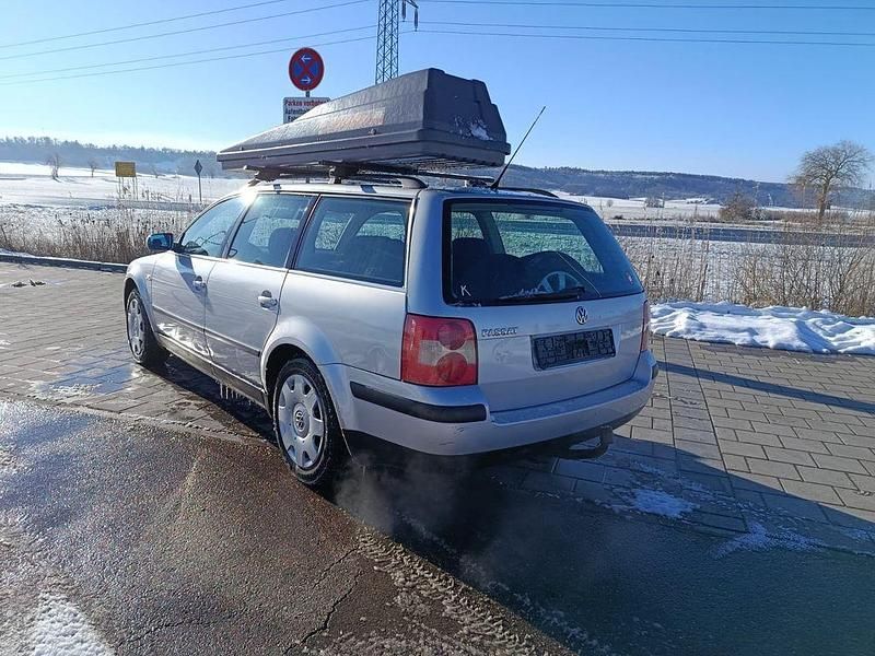Gebraucht VW Passat 102 PS (75 kW) 2001 Grau Kombi