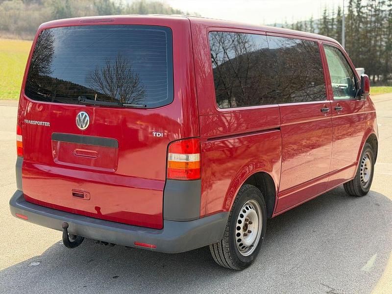 Gebraucht VW T5 102 PS (75 kW) 2006 Rot Van