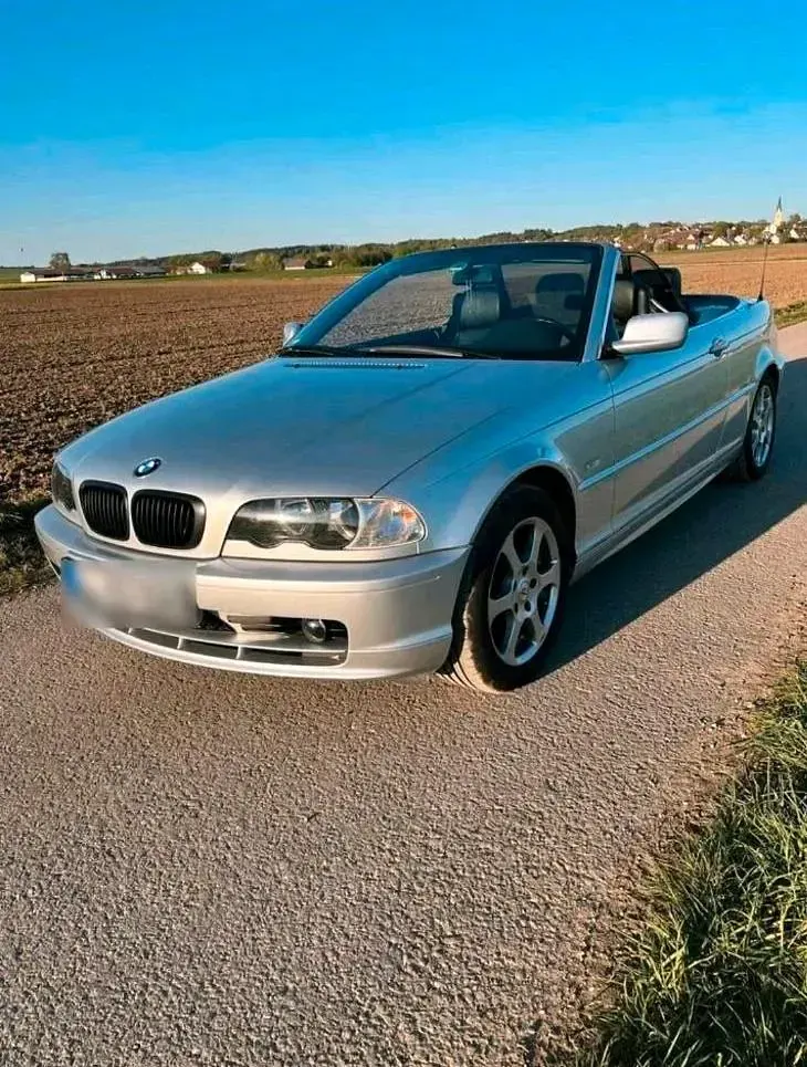 Gebraucht BMW 323 Cabriolet 192 PS (141 kW) 2000 Silber Cabrio