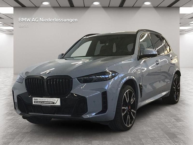Grau Gebraucht 2023 BMW X5 M Sport SUV | 84.900 € (Teuer) - Bild 1/4