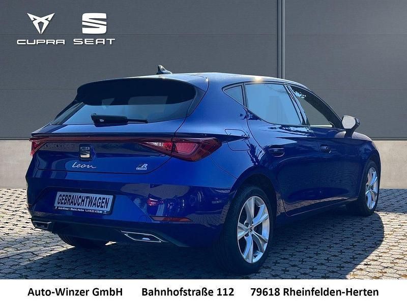 Second-hand Seat Leon FR 204 CP (150 kW) 2020 Albastru Berlinǎ