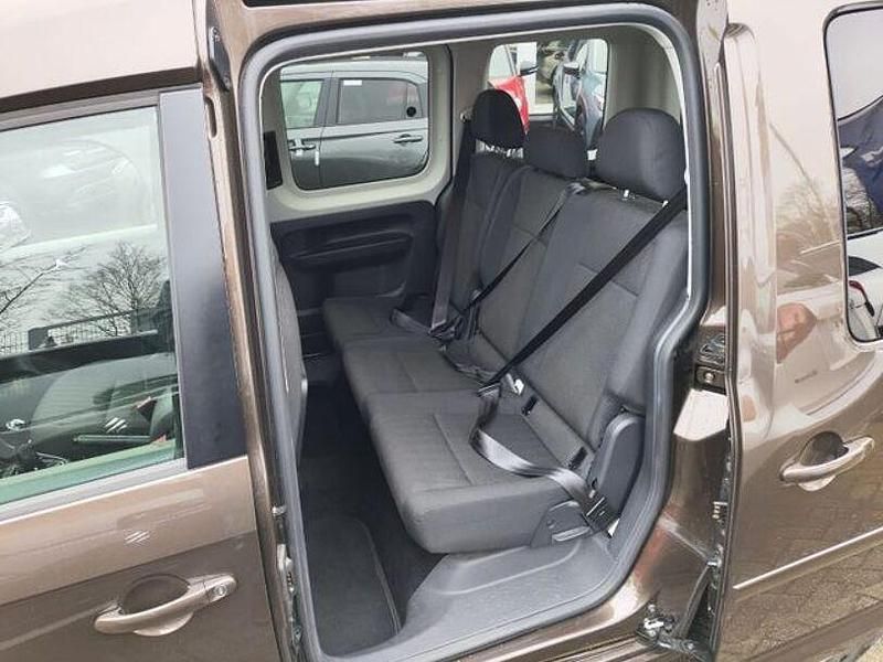 Gebraucht VW Caddy Comfortline 102 PS (75 kW) 2016 Braun Van / Kleinbus