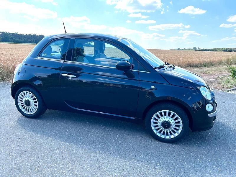 Schwarz Gebraucht 2013 Fiat 500 Lounge Limousine | 5.600 € - Bild 1/4