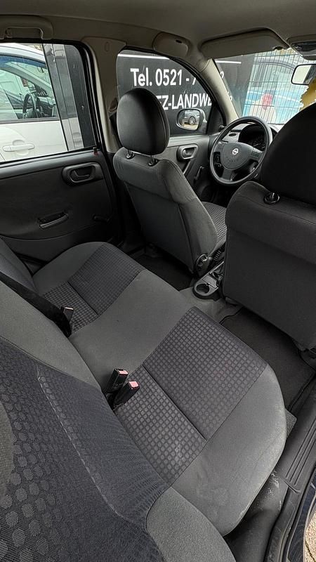 Blau Gebraucht 2002 Opel Corsa Kleinwagen | 1.500 € (Etwas zu teuer) - Bild 1/4