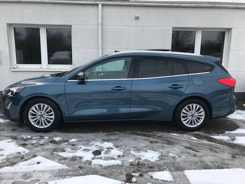 Gebraucht Ford Focus Titanium X 120 PS (88 kW) 2020 Blau Kombi