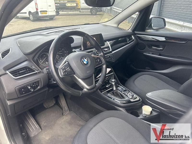 Gebraucht BMW 216 Active Tourer 116 PS (85 kW) 2015 Weiß Van / Kleinbus