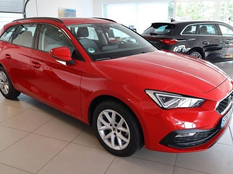 Gebraucht Seat Leon Style 131 PS (96 kW) 2023 Rot Kombi