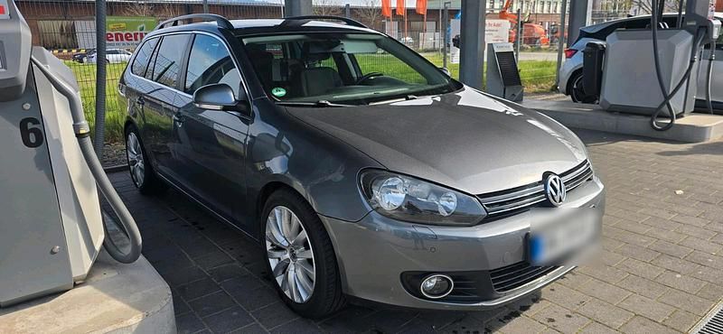 Gebraucht VW Golf VI 120 PS (88 kW) 2010 Grau Kleinwagen