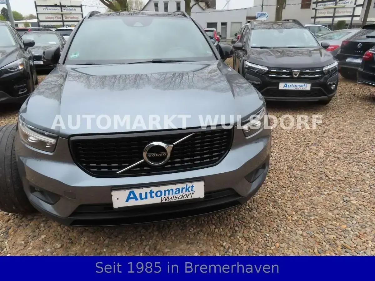 Gebraucht Volvo XC40 R-Design 190 PS (139 kW) 2019 Grau SUV