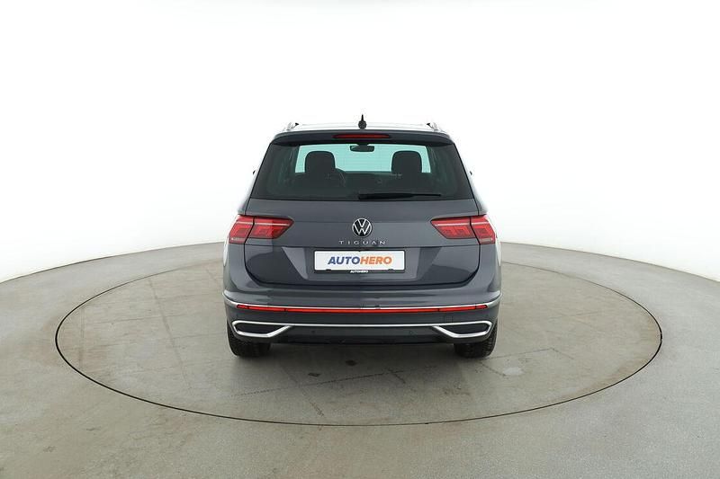 Gebraucht VW Tiguan Elegance 2022 Grau SUV