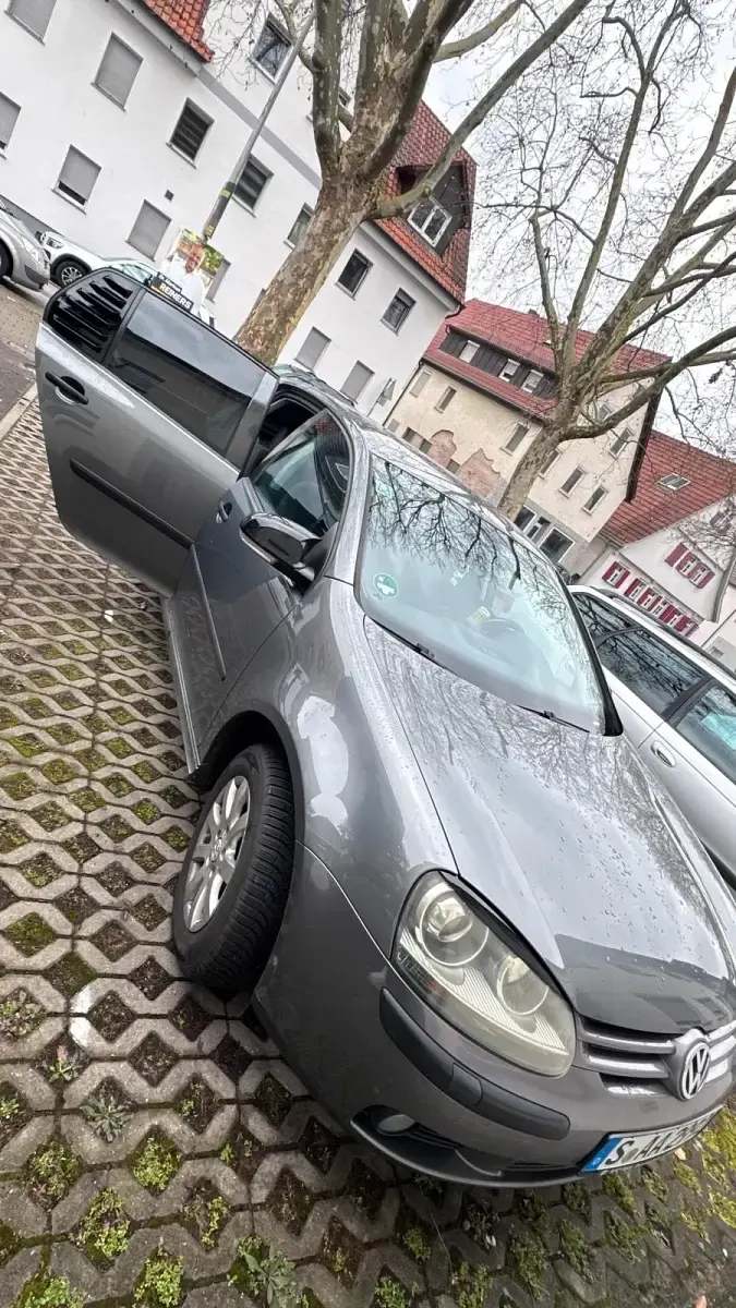 Gebraucht VW Golf V 116 PS (85 kW) 2004 Grau Kleinwagen