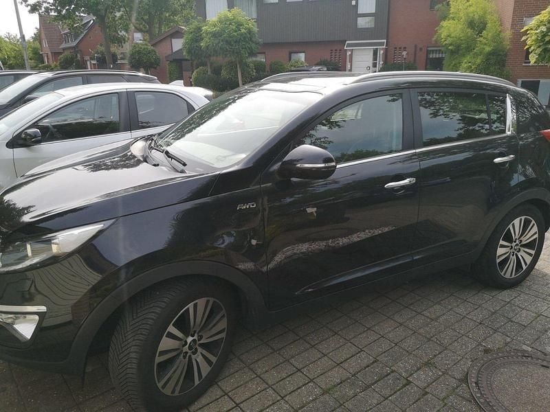 Schwarz Gebraucht 2015 Kia Sportage SUV | 13.300 € (Superpreis) - Bild 1/4