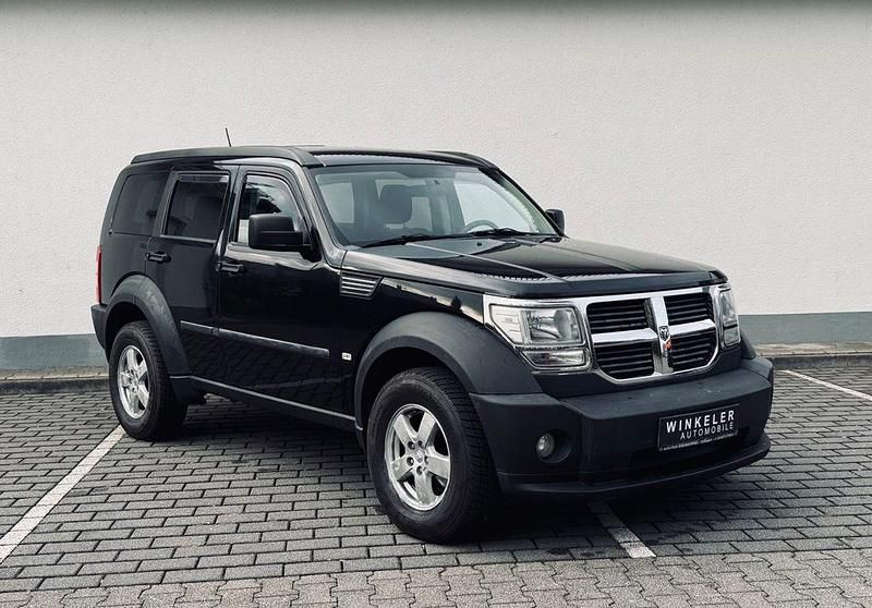 Gebraucht Dodge Nitro SE 177 PS (130 kW) 2010 Schwarz SUV