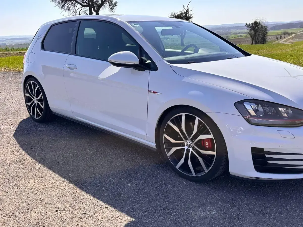 Gebraucht VW Golf VII GTI 230 PS (169 kW) 2016 Weiß Limousine