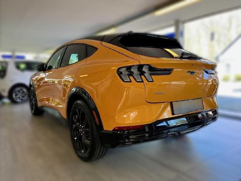 Usata Ford Mustang Mach-E Premium 258 kW (351 CV) 2023 SUV