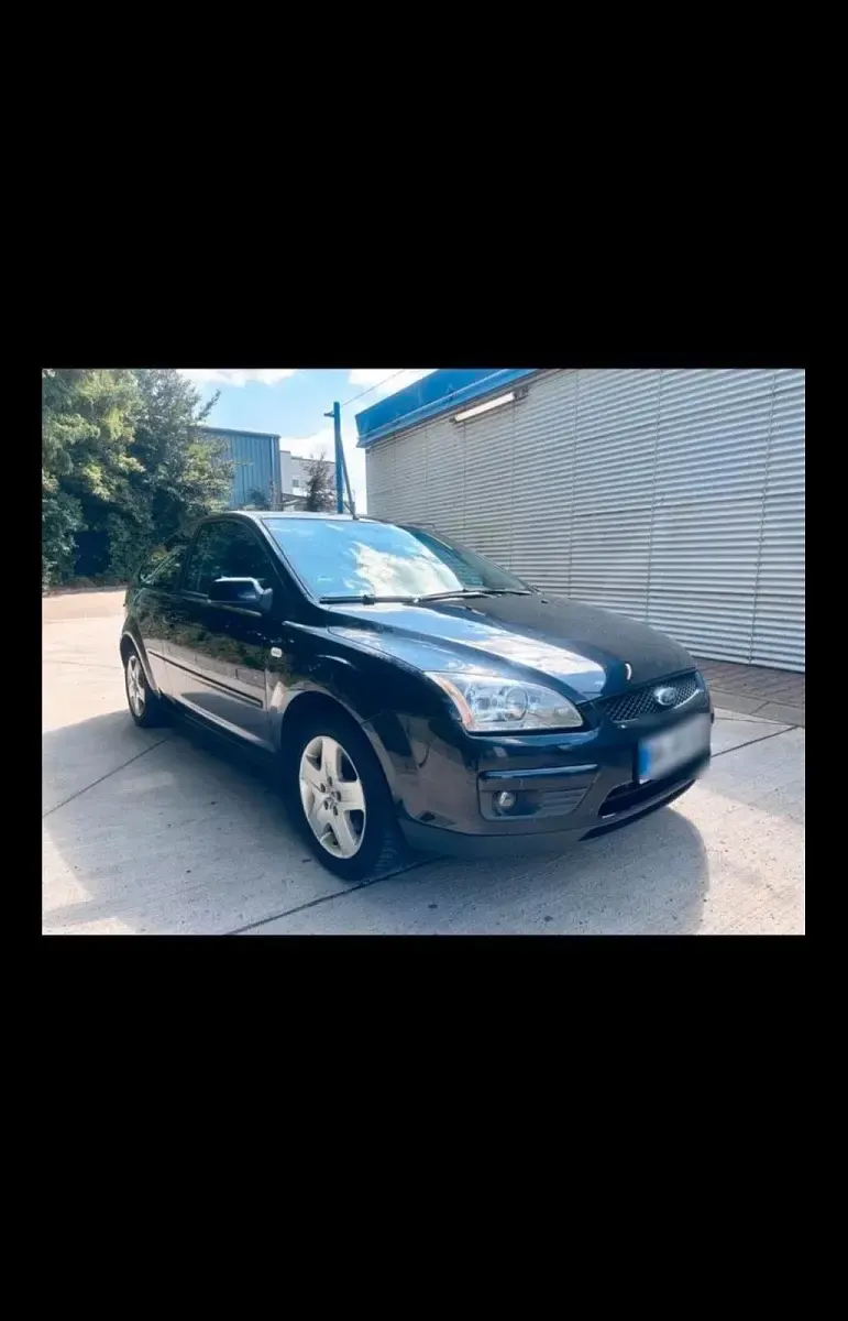 Gebraucht Ford Focus Style 145 PS (106 kW) 2007 Schwarz Kleinwagen