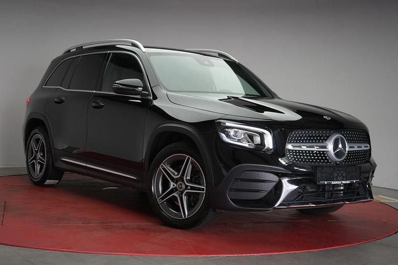 Schwarz Gebraucht 2023 Mercedes GLB220 AMG line SUV | 39.490 € (Fairer Preis) - Bild 1/4