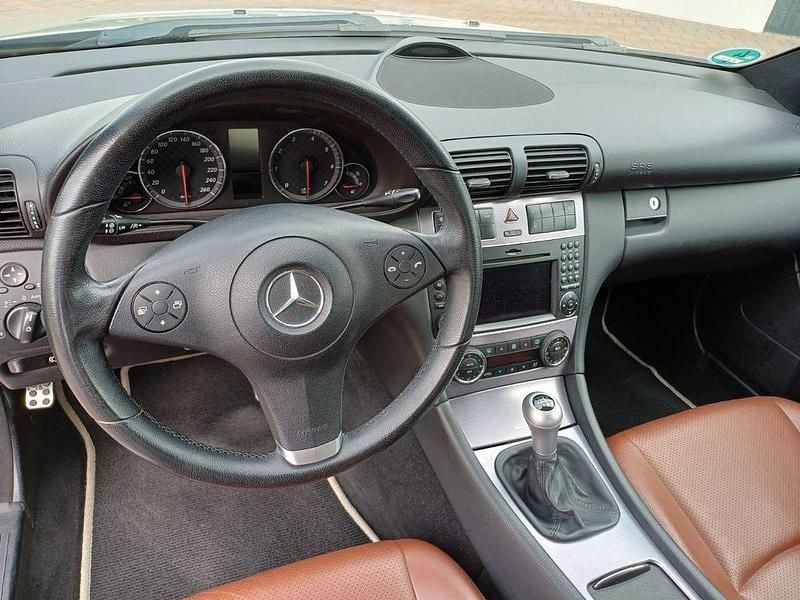 Gebraucht Mercedes CLC200 184 PS (135 kW) 2008 Grau Kleinwagen