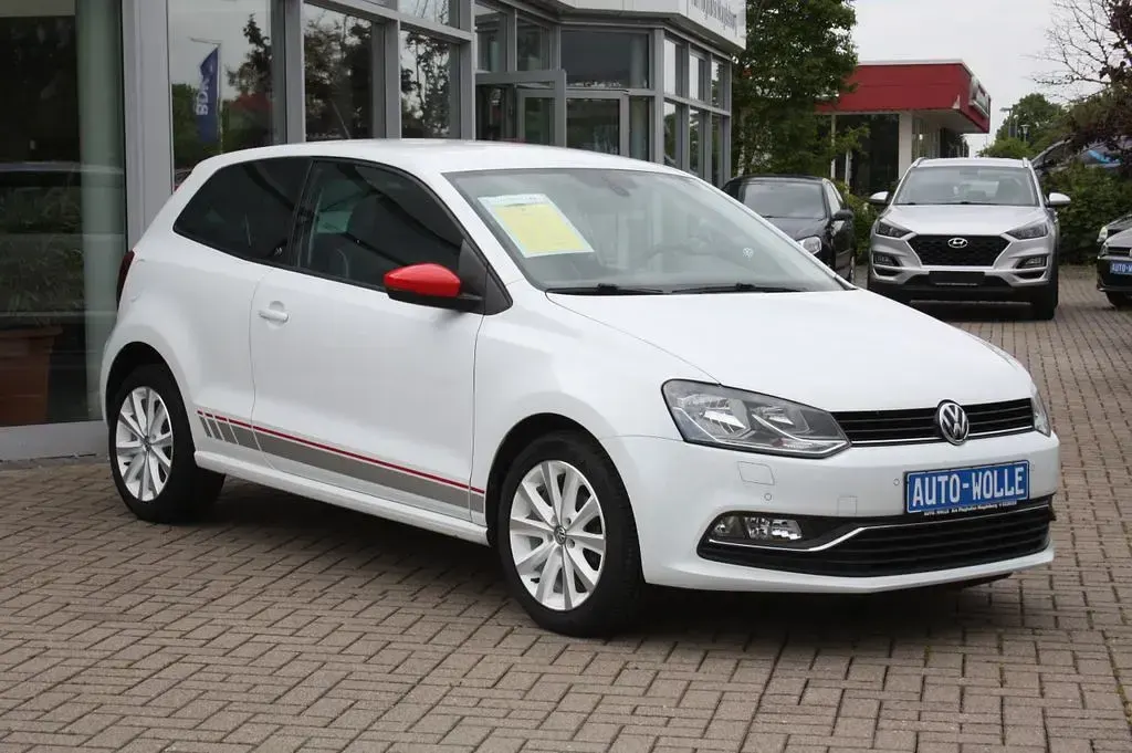 Gebraucht VW Polo Beats 75 PS (55 kW) 2016 Weiß Limousine