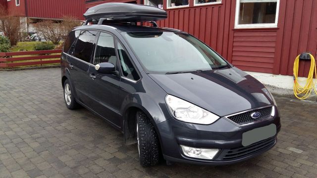 Gebraucht Ford Galaxy 140 PS (102 kW) 2008 Grau metallic Van / Kleinbus