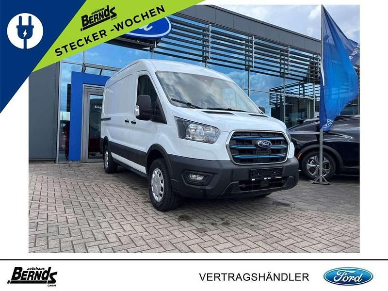 Frozen white Gebraucht 2022 Ford Transit Trend Abholung | 43.197 € (Teuer) - Bild 1/4