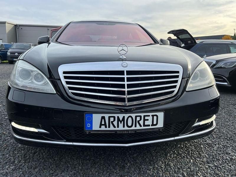 Gebraucht Mercedes S500 387 PS (284 kW) 2007 Obsidianschwarz  metalliclack Limousine