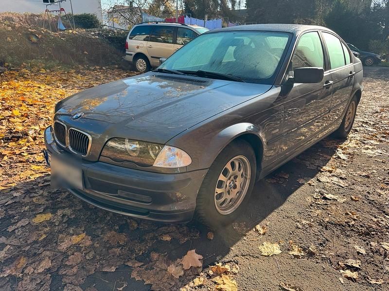 Silber Gebraucht 1999 BMW 320 Limousine | 2.799 € (Fairer Preis) - Bild 1/4