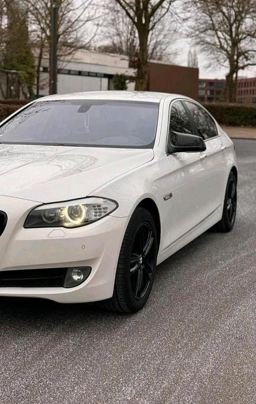 Gebraucht BMW 525 204 PS (150 kW) 2010 Weiß Limousine