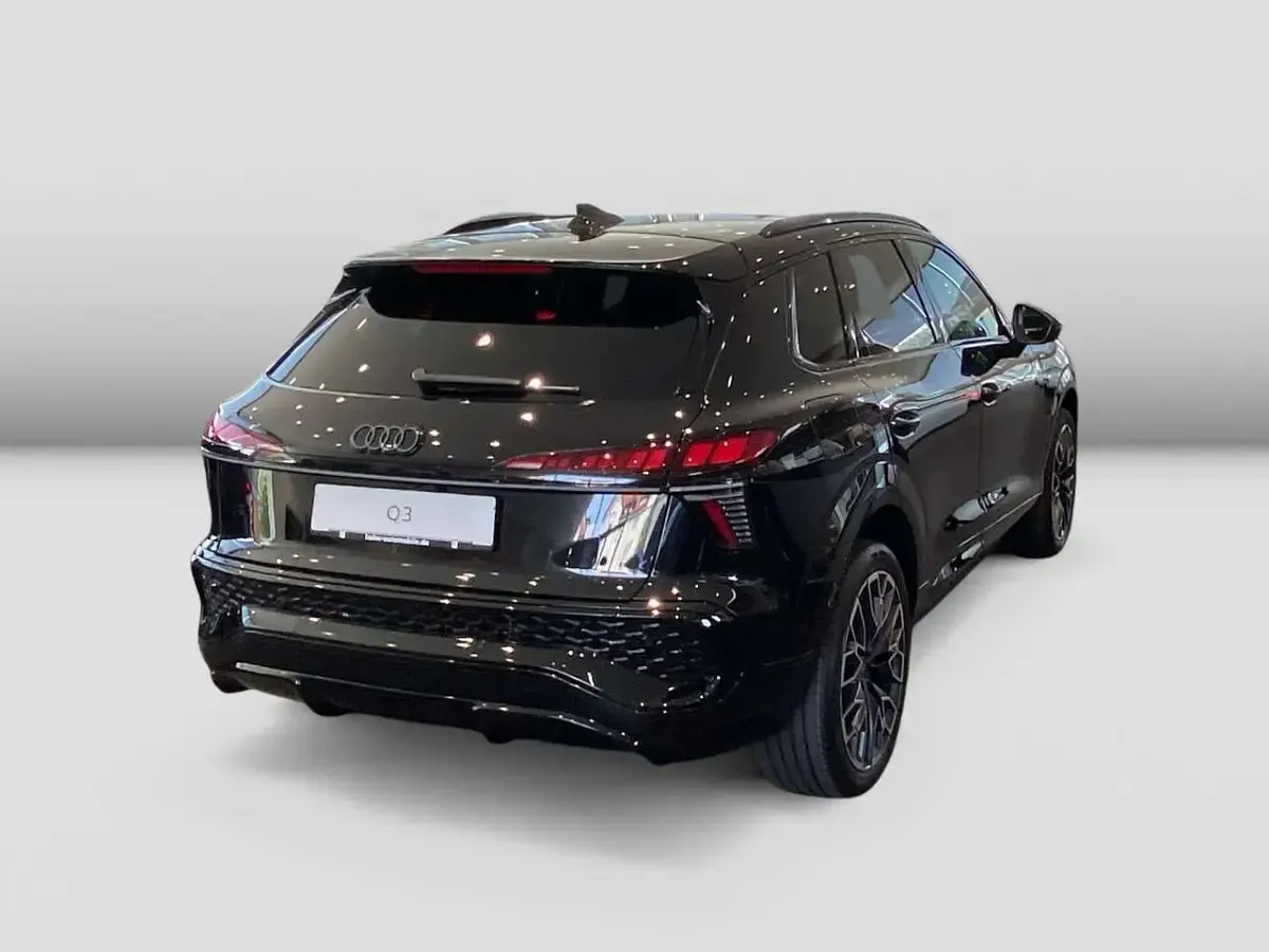 Neu Audi Q3 Ambiente 272 PS (200 kW) 2026 Schwarz SUV