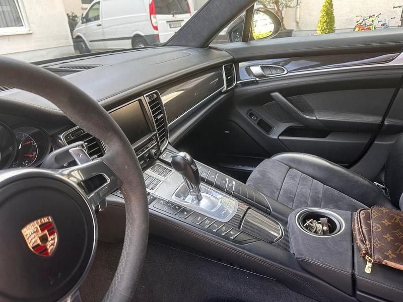 Gebraucht Porsche Panamera GTS 441 PS (324 kW) 2014 Schwarz Limousine