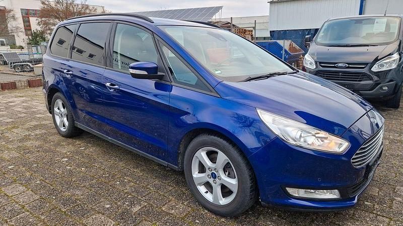 Gebraucht Ford Galaxy Titanium 179 PS (131 kW) 2016 Blau Van / Kleinbus