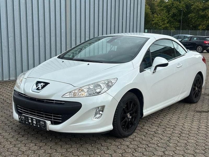 Weiß Gebraucht 2011 Peugeot 308 CC Premium Cabrio | 4.850 € (Teuer) - Bild 1/4