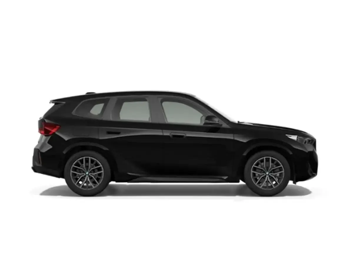 Gebraucht BMW iX1 M Sport 150 kW (204 PS) 2024 Schwarz SUV